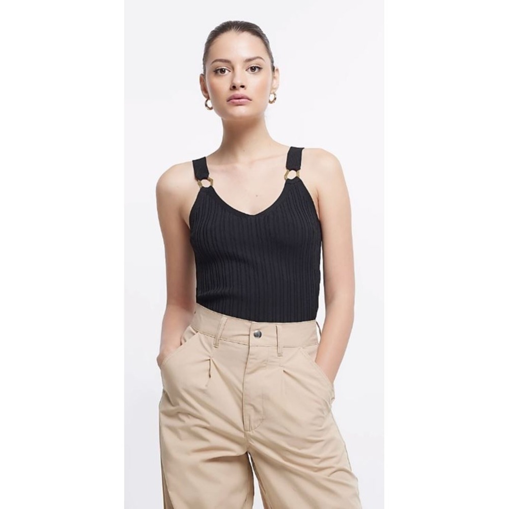 River Island Women's Ribbed Knit Gold Hardware V-Neck Tank Top in Black Large
